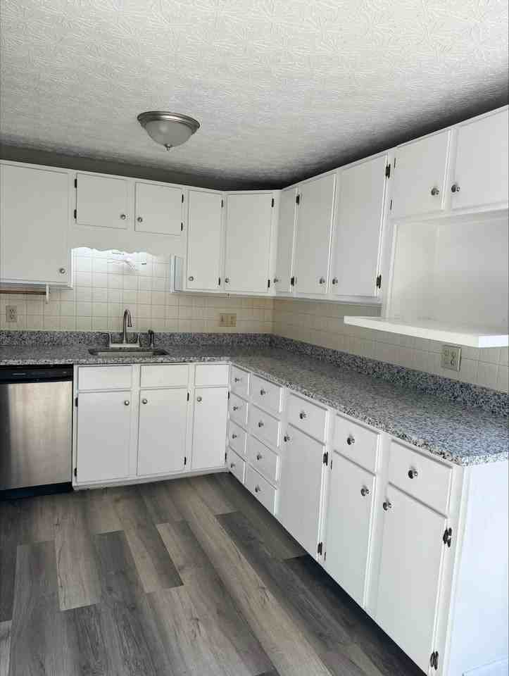 558 Old Tree Pl #NA - Photo 3 of 13