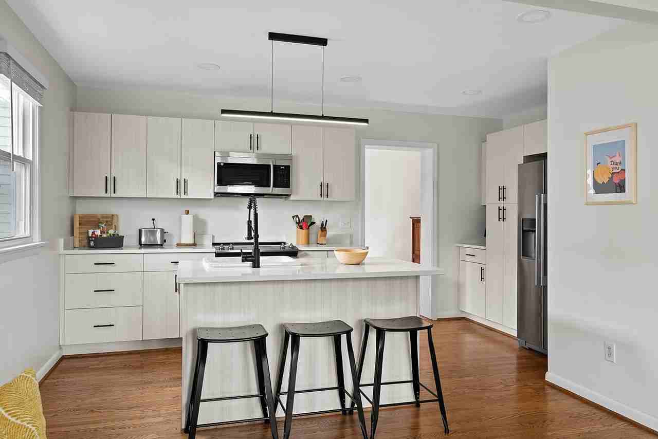 1403 N 24th St #NA - Photo 3 of 39