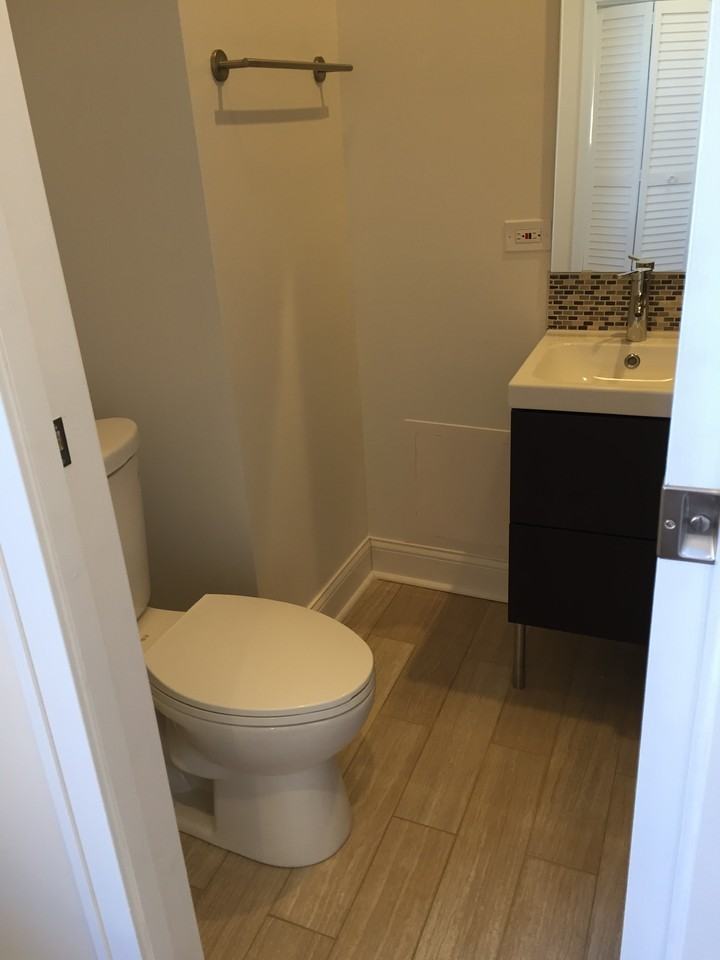 4200 W Irving Park Rd #2 - Photo 7 of 44