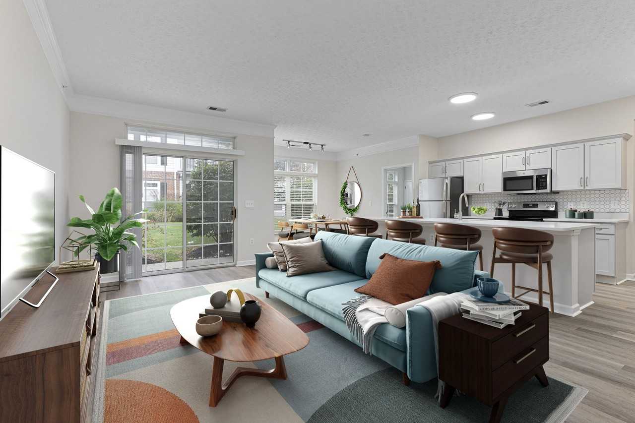 The Charleston - Photo 7 of 51