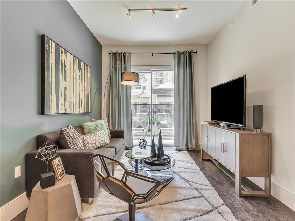 Preston Hollow Village - Photo 7 of 46