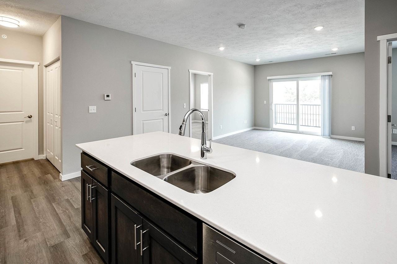 Prairie Park Apartments - Photo 4 of 43