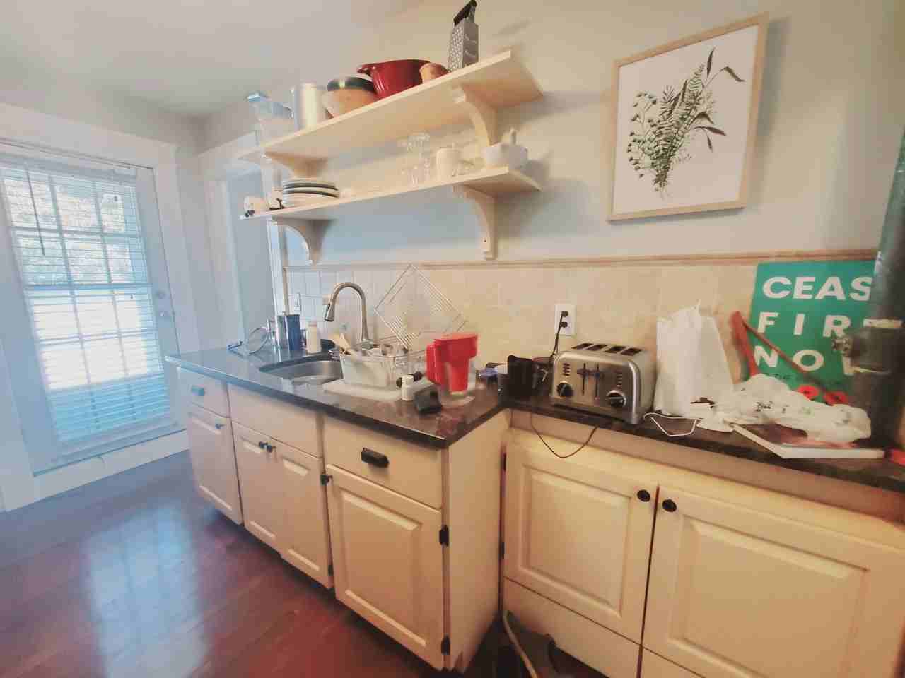 73 Mayflower Ave #2 - Photo 3 of 8