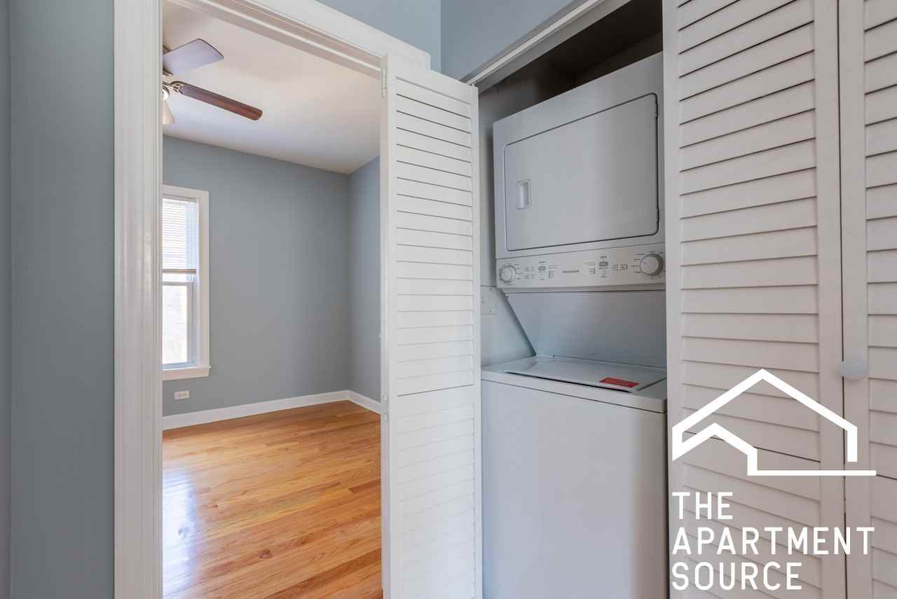 1646 W Pratt Blvd #1I - Photo 5 of 10