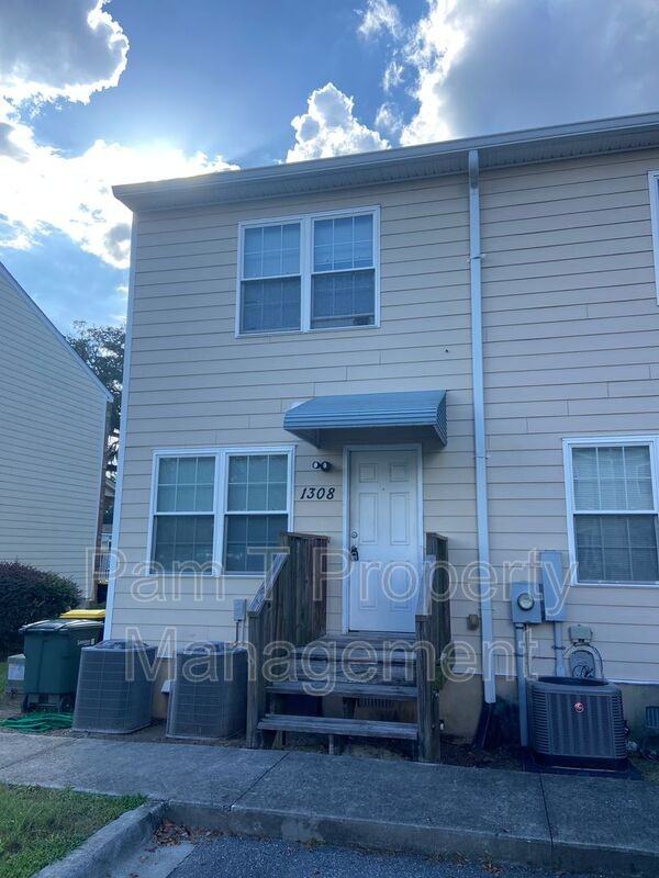 1308 Dieter St - Photo 5 of 20