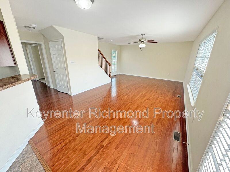 1615 Hennington Ter - Photo 2 of 25