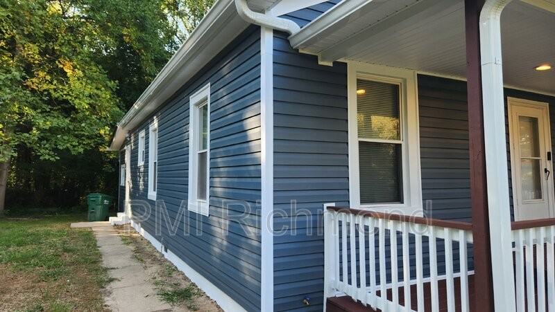 24 A P Hill Ave - Photo 3 of 14