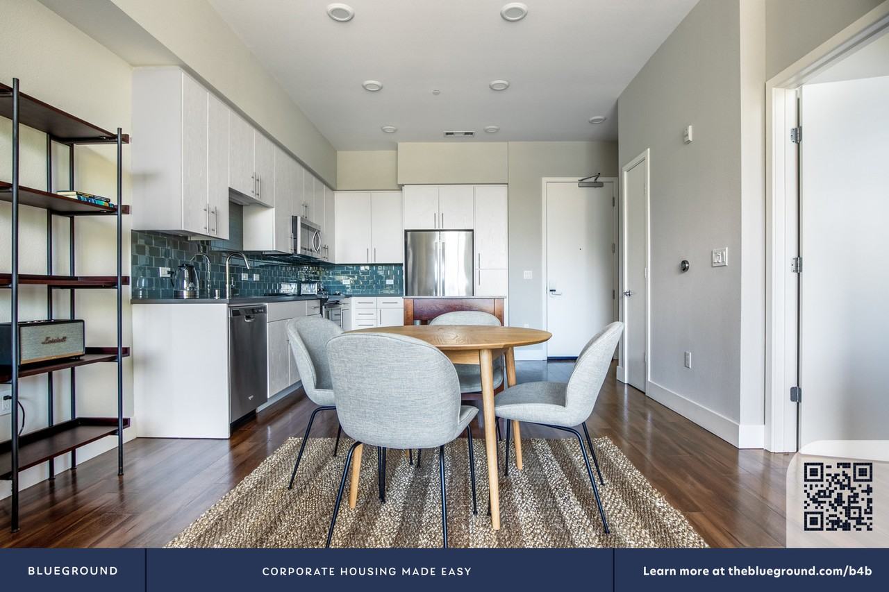 801 Washington St #449 - Photo 5 of 26