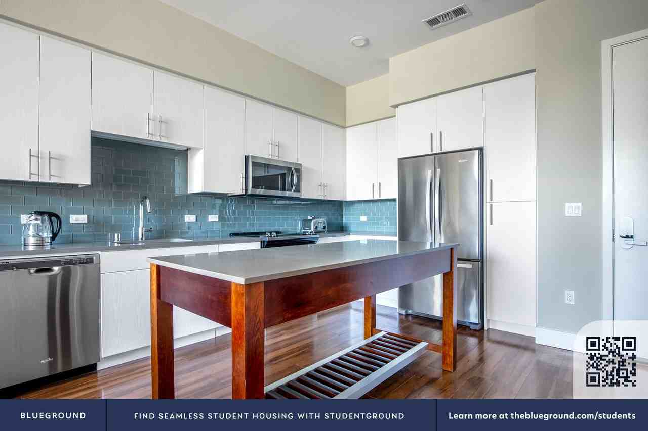 801 Washington St #449 - Photo 6 of 26