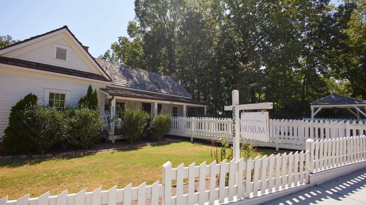 Juniper Sandy Springs - Photo 5 of 50