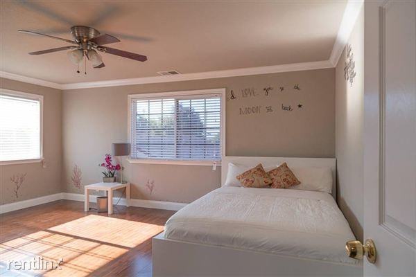 N 1st St & Grand Blvd - Photo 3 of 19