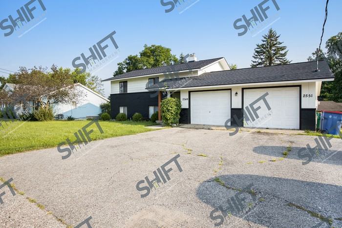 2551 Burton St Se - Photo 2 of 16