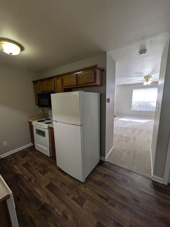 1337 14th Street Dr Ne - Photo 3 of 10