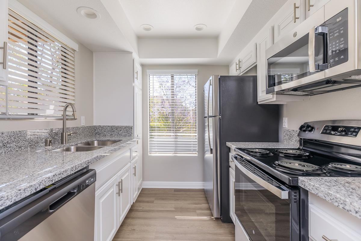 2 Via Amistosa - Photo 3 of 22