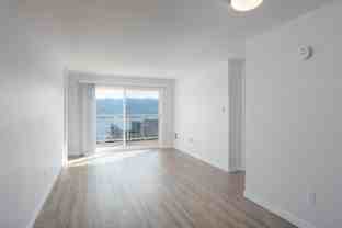 1735 Dexter Ave N - Photo 1 of 1