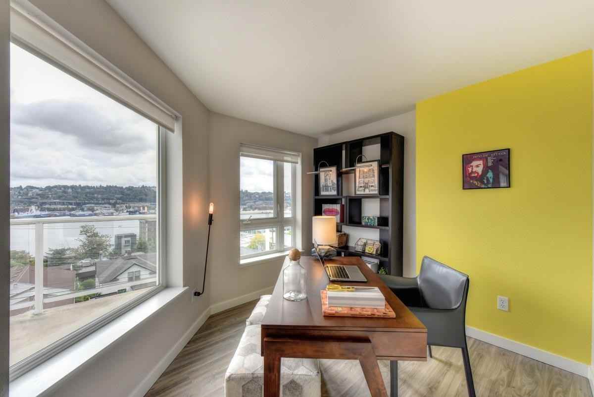 1735 Dexter Ave N - Photo 6 of 16