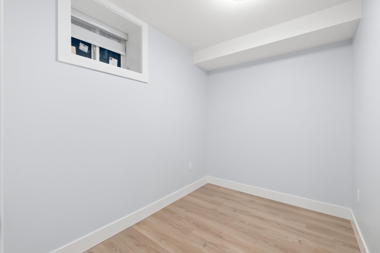 4330 Gladstone Street - Photo 2 of 8