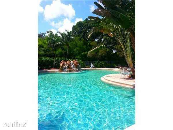 5600 NW 61st St - Photo 2 of 4