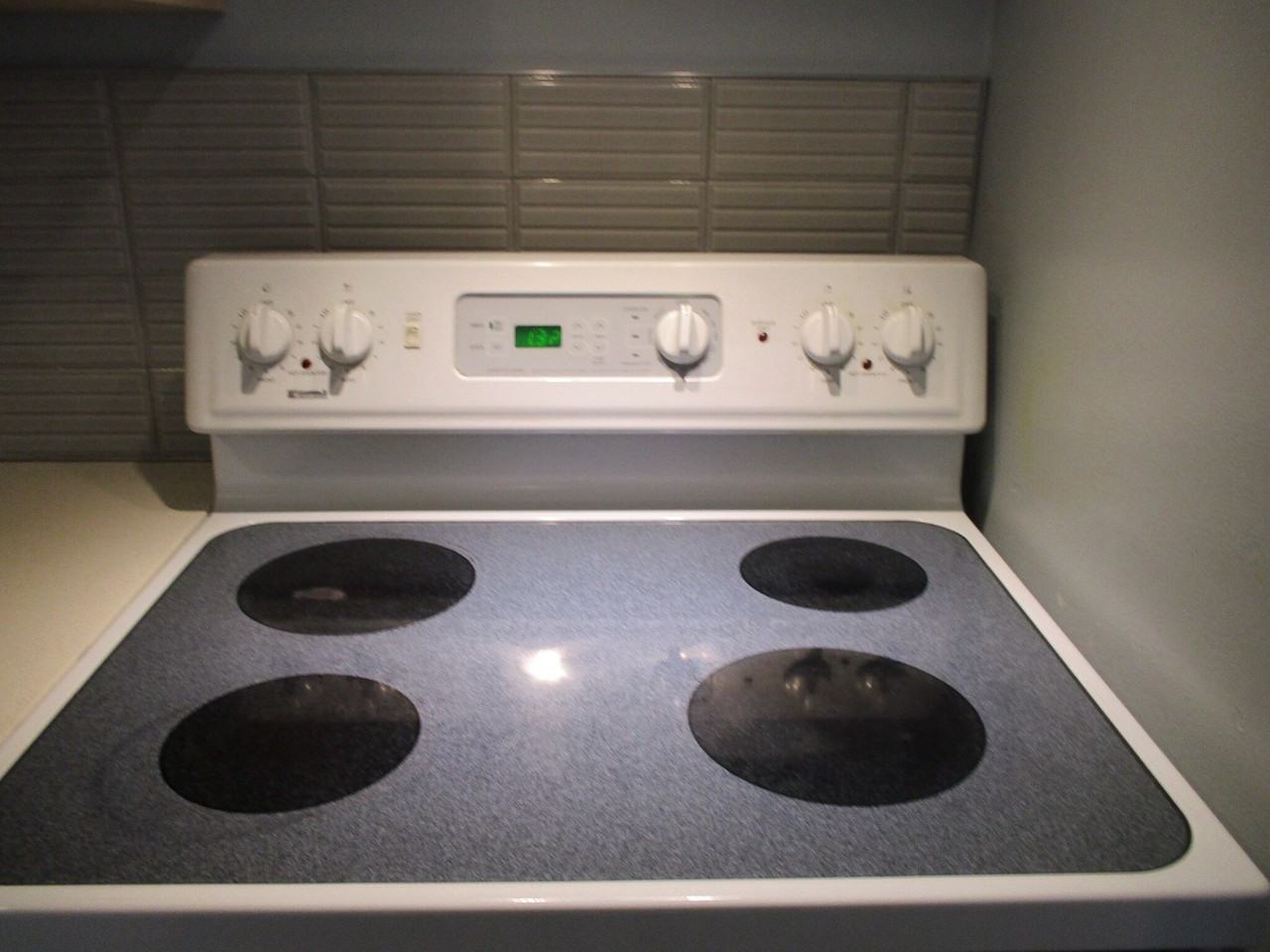 834 Galapago St - Photo 2 of 18