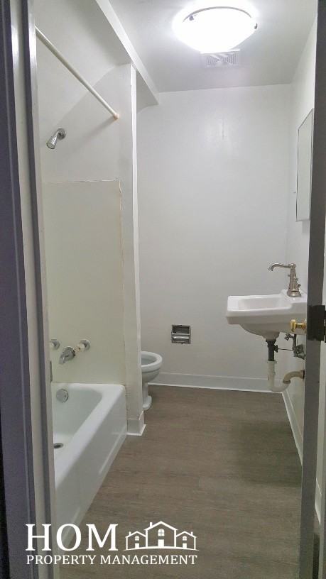 1103 North 6th Street #2 - Photo 3 of 7