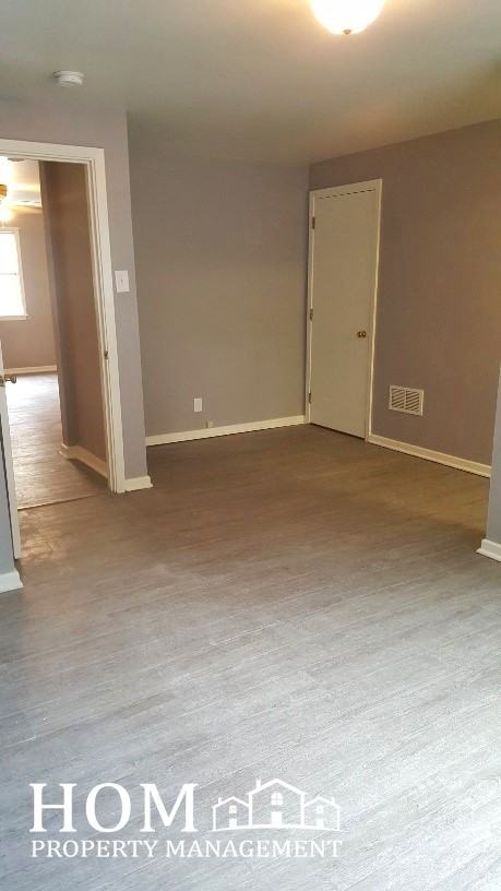 1103 North 6th Street #2 - Photo 2 of 7