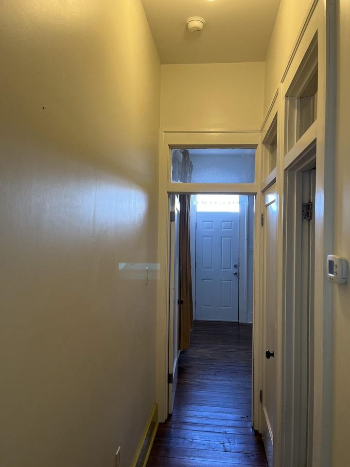 1424 Saint Bernard Ave - Photo 3 of 7