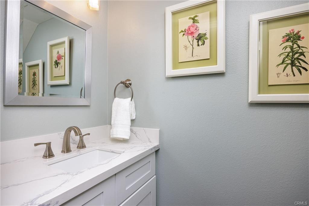 1092 San Juan St - Photo 5 of 13