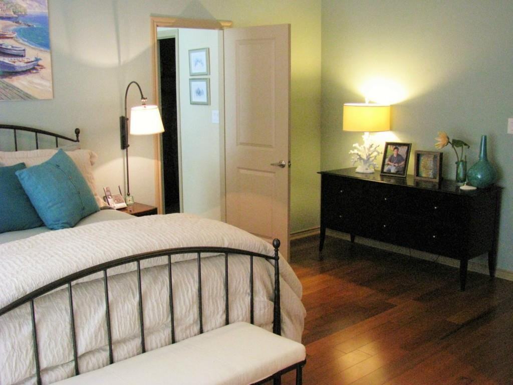 1203 Beaconsfield Ln #207 - Photo 2 of 5