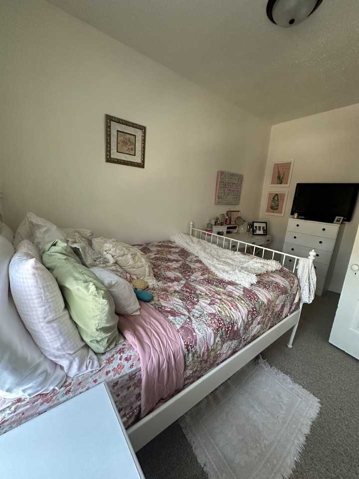 117 1/2 W Grand Ave - Photo 5 of 14