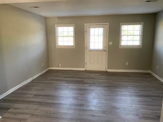 1544 Ashland Dr #C - Photo 4 of 19