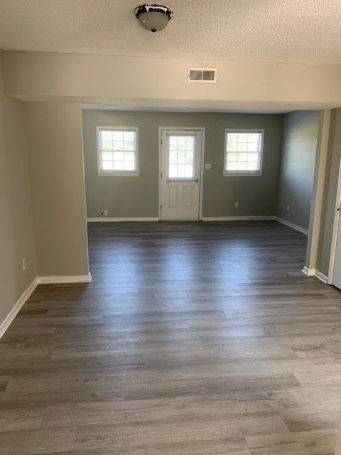 1544 Ashland Dr #C - Photo 5 of 19