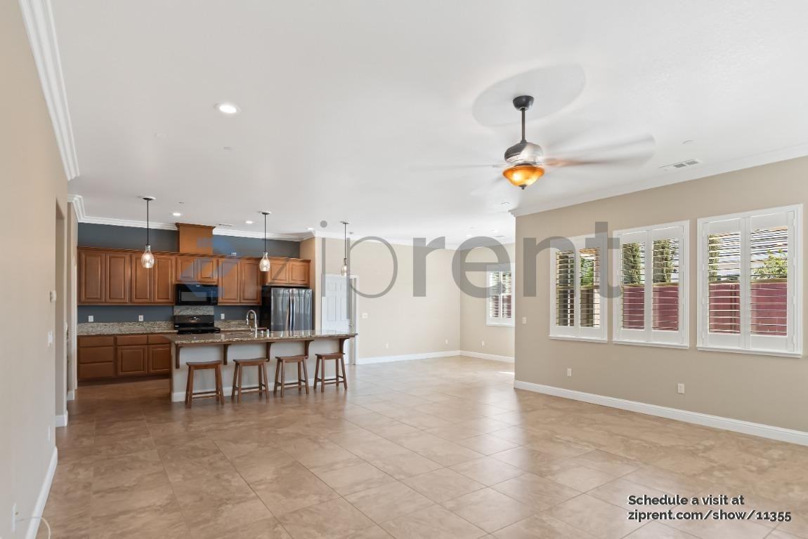1462 Cruz St - Photo 6 of 20