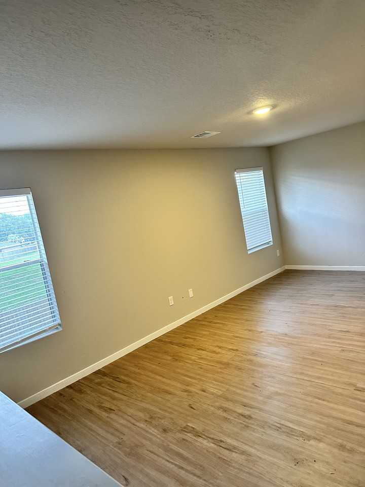 15153 Elstree Dr #NA - Photo 3 of 9