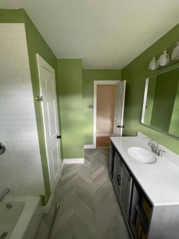 109 Orchard Dr - Photo 2 of 17