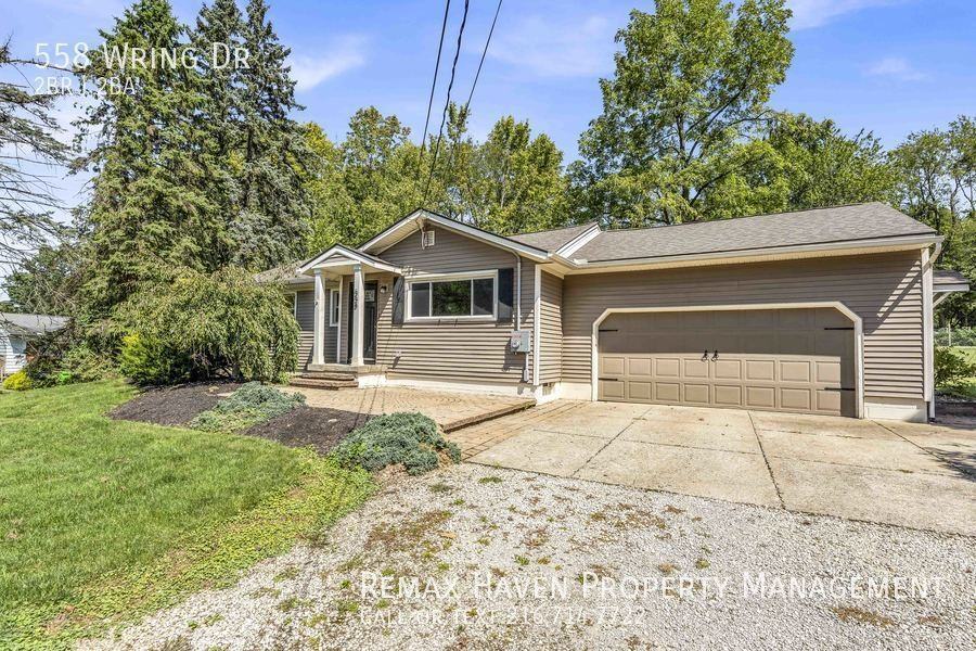 558 Wring Dr - Photo 2 of 31