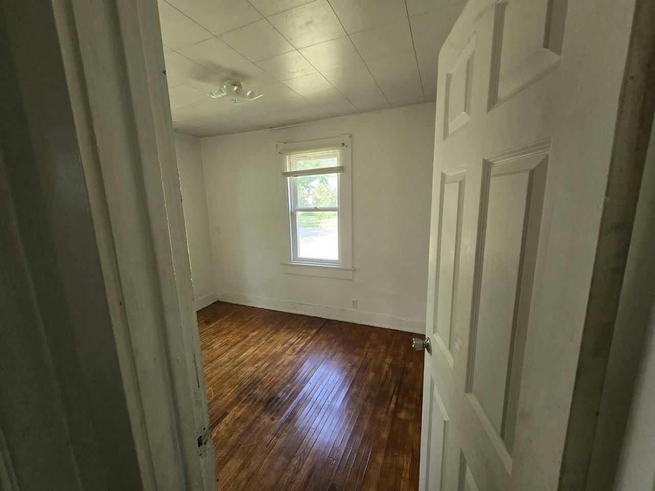 955 N Dunham Ave - Photo 3 of 16