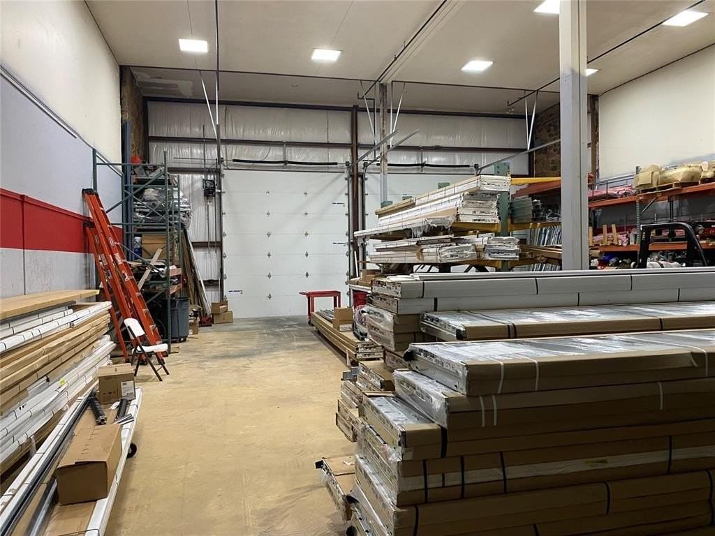 6901 Northwest 63rd Street - Photo 3 of 10