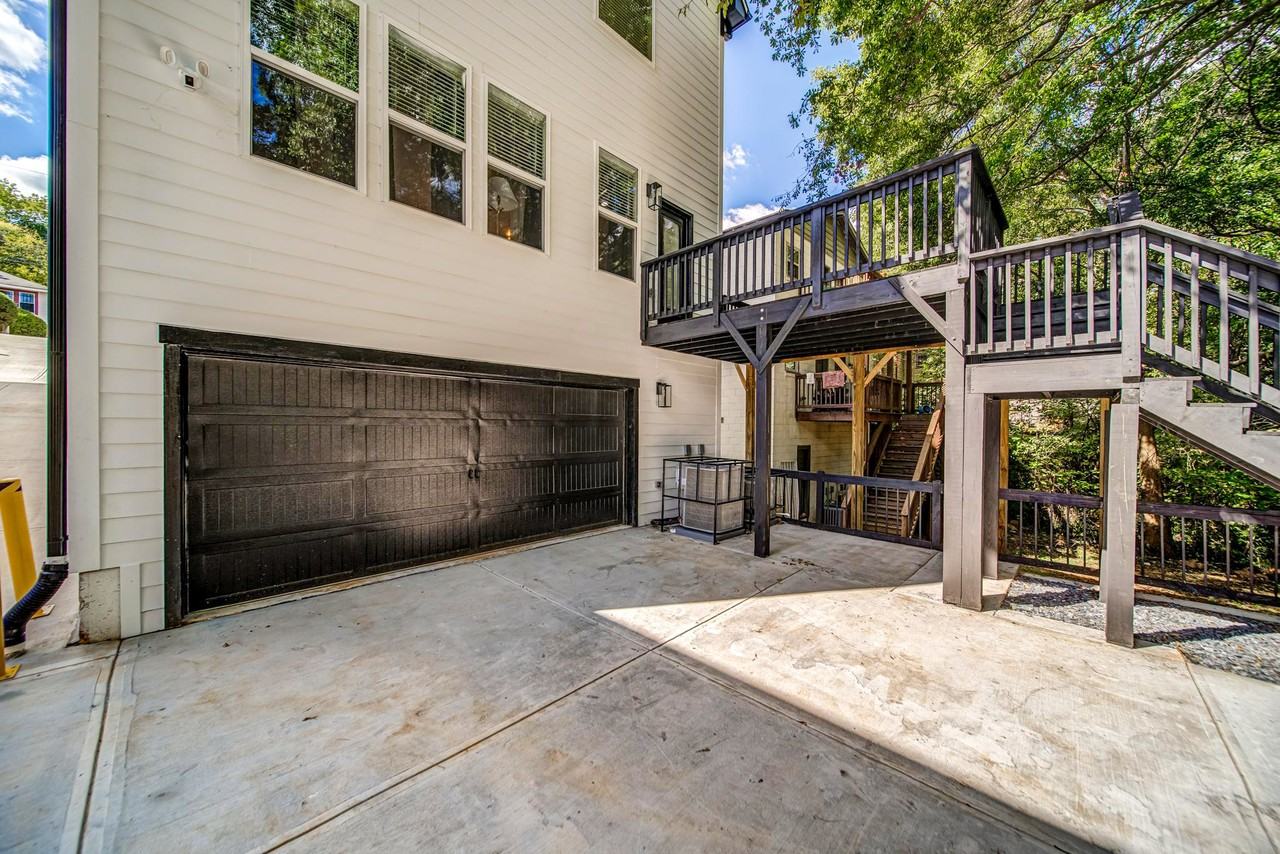 Sciple Ter Nw - Photo 2 of 8