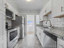 featured image of 14 Windsor Rd #2