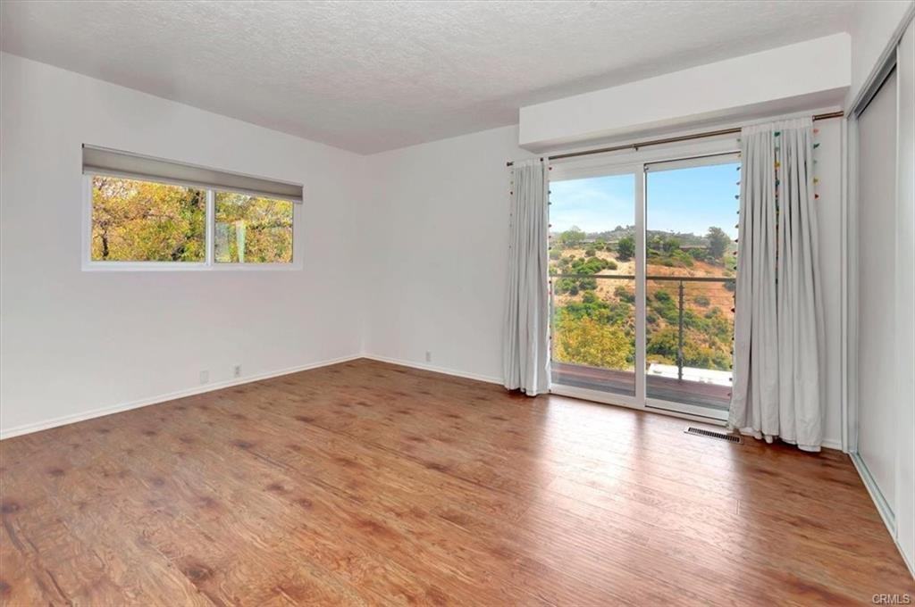 1385 Terrace Way - Photo 2 of 8