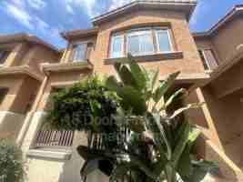 featured image of 926 Camino De La Reina #63