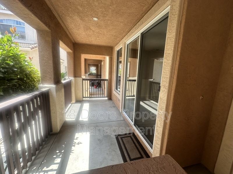 926 Camino De La Reina #63 - Photo 3 of 36