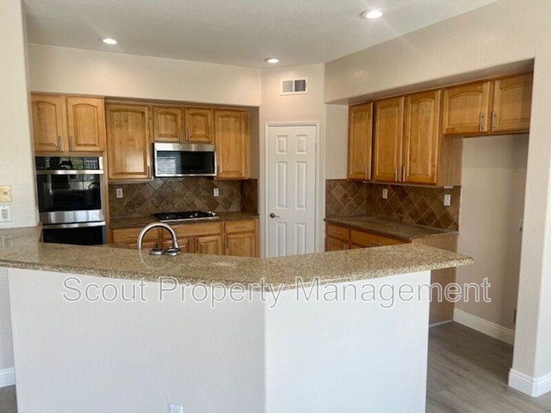 33309 Morning View Drive - Photo 6 of 40