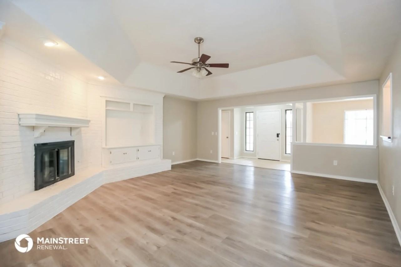 4228 Mellow Hill Dr - Photo 3 of 16