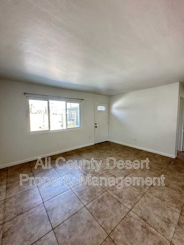 521 El Placer Rd #3 - Photo 5 of 18