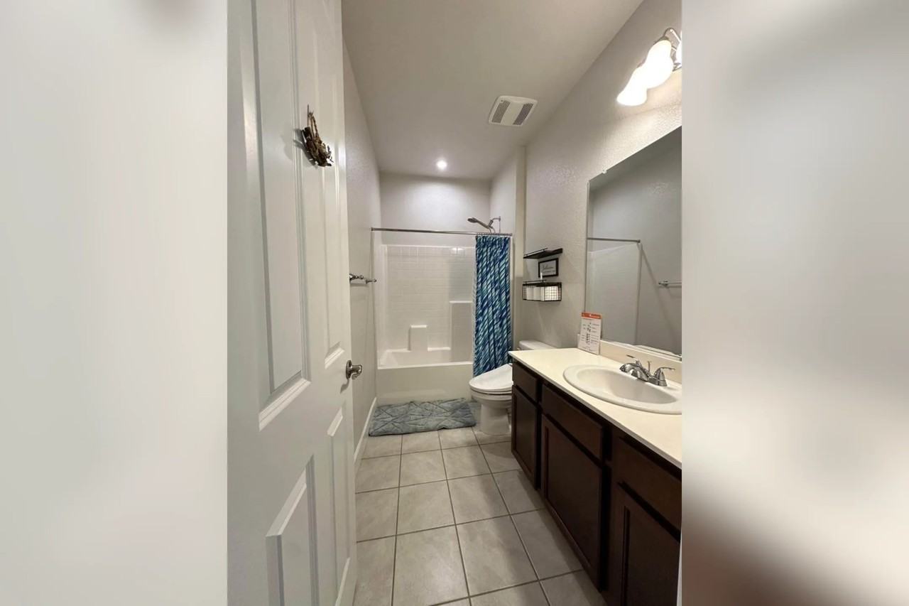 645 Belfonte St Unit 3 - Photo 3 of 11