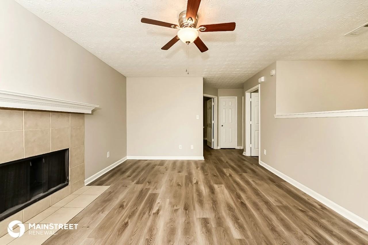 1110 Bramblewood Dr - Photo 3 of 16