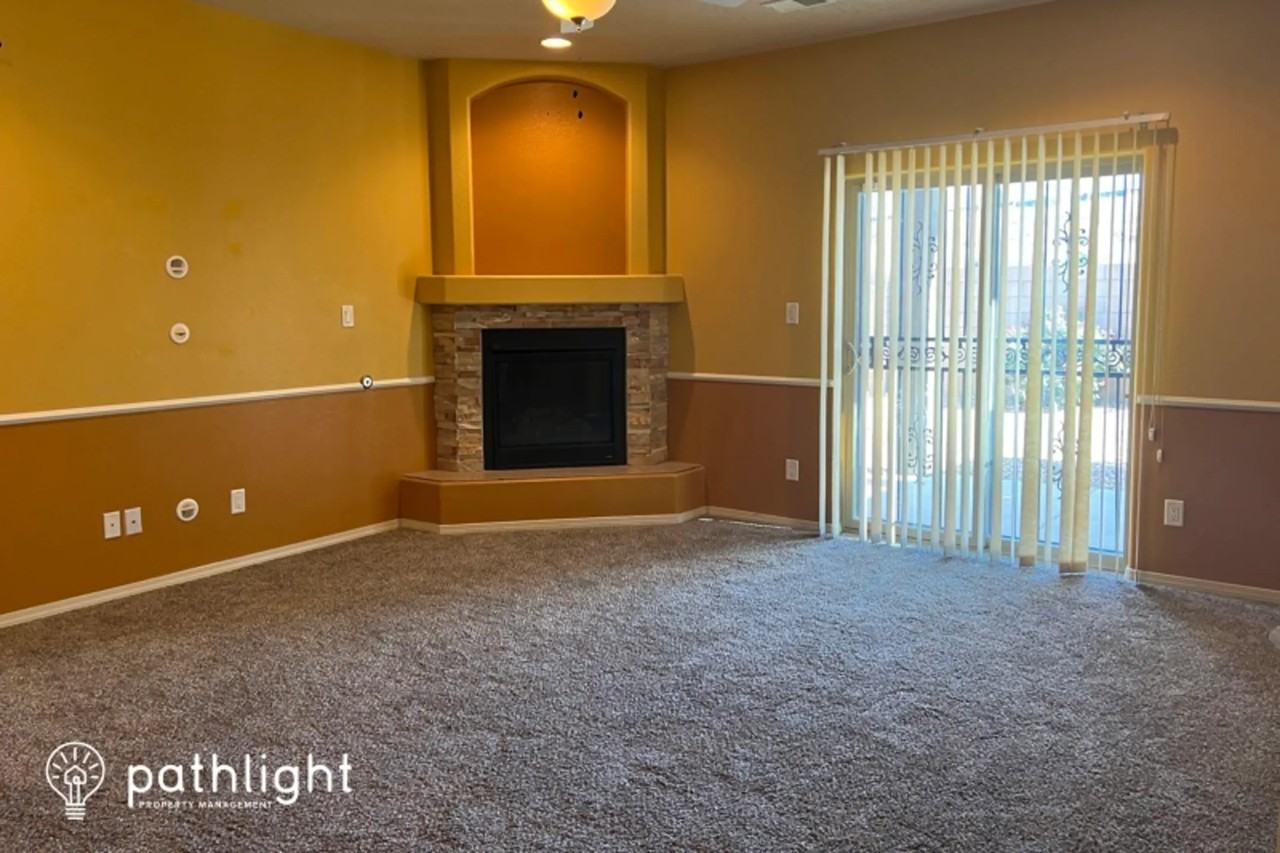 13731 Covered Wagon Se - Photo 2 of 12