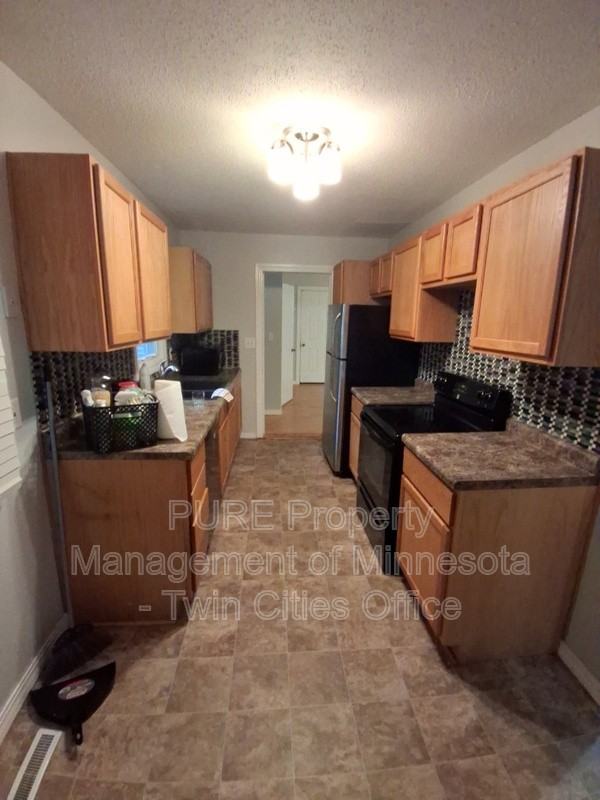 10030 Redwood St Nw - Photo 3 of 50