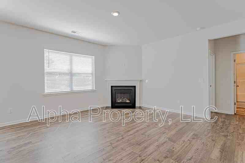 52 Oak Edge Ln - Photo 7 of 35